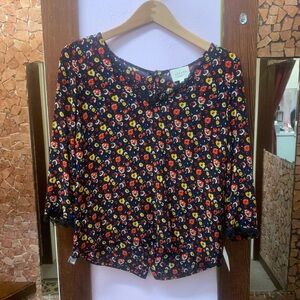 Looks new Floral Women's Top  - Multicolor